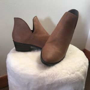 tan booties NWOT
